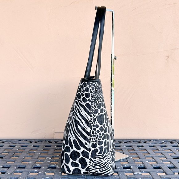 Michael Kors Carter Large Open Tote Bag + Double Zip Wallet MK Zebra Print Black - Picture 5 of 16